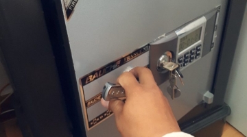 SERVICE OF REPAIRING LOCK IRON QUICKLY HAI PHONG
